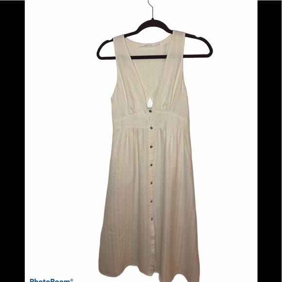 ASTR the Label Leah Fit & Flare Dress, sz small - Picture 10 of 10